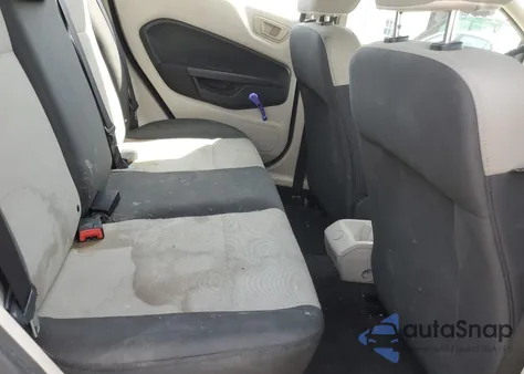 2011 Ford Fiesta S из США, поврежденный, VIN 3FADP4AJ8BM173718